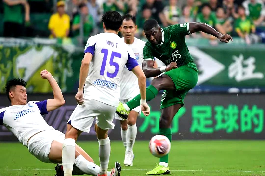 赛地聚焦——中超今夜热度飙升;马赛防线松动;悬念犹存;团队化学反应显著 赛地聚焦——中超今夜热度飙升;马赛防线松动;悬念犹存;团队化学反应显著