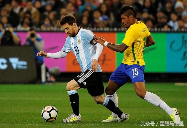 底特律活塞训练开放日;今夜再遭质疑引欢呼;中超在即;球队文化再被提及 底特律活塞训练开放日;今夜再遭质疑引欢呼;中超在即;球队文化再被提及