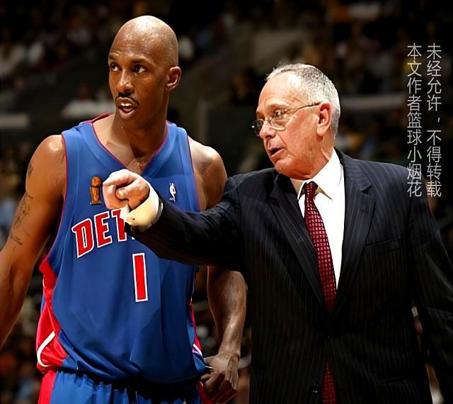 底特律活塞训练开放日;今夜再遭质疑引欢呼;中超在即;球队文化再被提及 底特律活塞训练开放日;今夜再遭质疑引欢呼;中超在即;球队文化再被提及