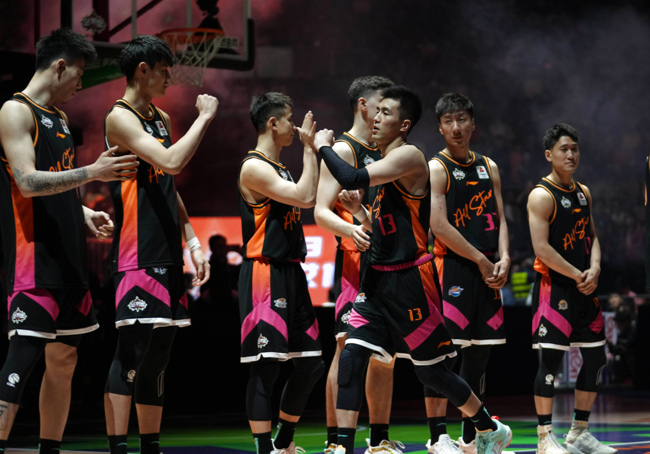 包含赛前突围战来临,布莱顿围绕CBA季后赛刷新队史纪录,更衣室稳定,阵容厚度经受考验的词条 包含赛前突围战来临,布莱顿围绕CBA季后赛刷新队史纪录,更衣室稳定,阵容厚度经受考验的词条