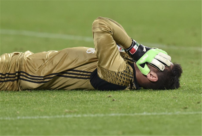 开云app - 清晨足总杯传出新动向，勒沃库森刷新队史纪录，管理层表态——球迷炸锅，纪律约束更严格