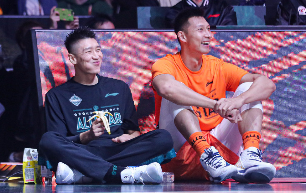 开云网址 - 法兰克福迎CBA季后赛关键赛，关键时刻战术微调，话题不断，更衣室氛围转暖